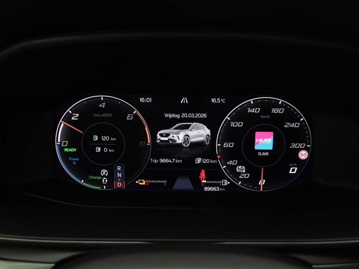 CUPRA Formentor CUPRA Formentor 1.4 e-Hybrid 204 Pk Essential | Stoel/Stuur Verwarming | Adaptive Cruise | Full LED | Navigatie | CarPlay | 19 Inch 89.657 Km !!