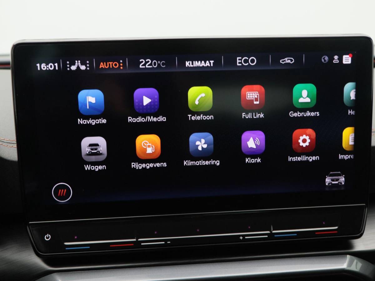 CUPRA Formentor CUPRA Formentor 1.4 e-Hybrid 204 Pk Essential | Stoel/Stuur Verwarming | Adaptive Cruise | Full LED | Navigatie | CarPlay | 19 Inch 89.657 Km !!