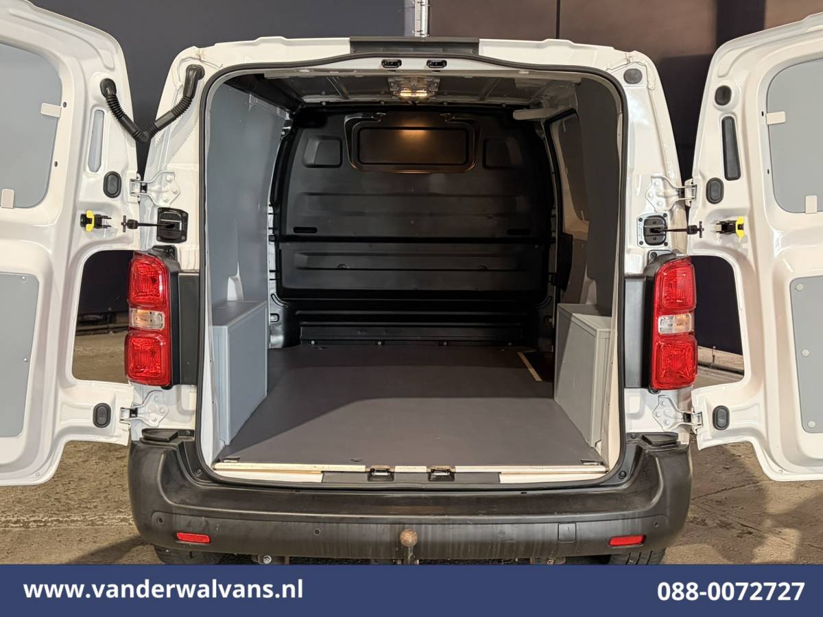 Citroën Jumpy Citroën Jumpy 1.5 BlueHDI 102pk L2H1 Euro6 Airco | Camera | Cruisecontrol | Trekhaak | Sidebars Parkeersensoren