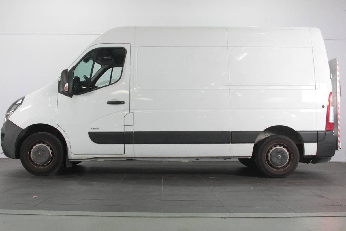 Opel Movano Opel Movano 2.3 Turbo L2H2 – Elek. laadklep – 3 pers. – Camera