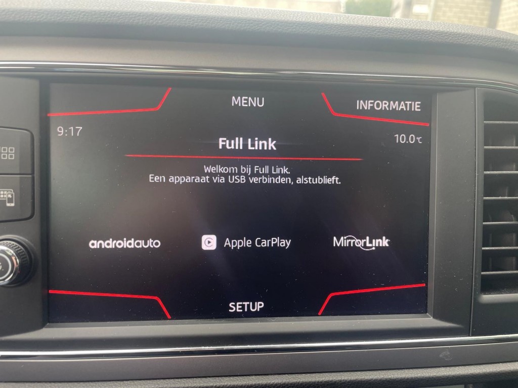 SEAT Leon Seat Leon 1.0 ECO TSI STYLE Business Intense Automaat! Pano Cruise Clima Carplay Alcantara