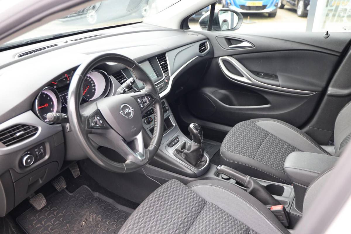 Opel Astra Opel Astra Sports Tourer 1.2 Edition|Trekhaak|PDC|Apple carplay/android auto|Cruise|