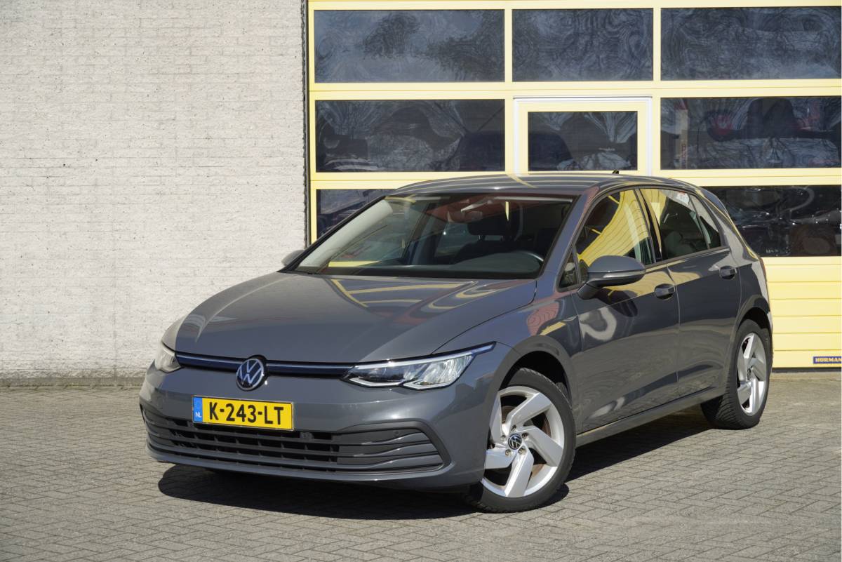 Volkswagen Golf Volkswagen Golf 1.0 TSI 5drs Edition BJ2021 Lmv 17″ | Led V+A | Pdc | App-Connect | Virtual cockpit | Climate control | Getint glas