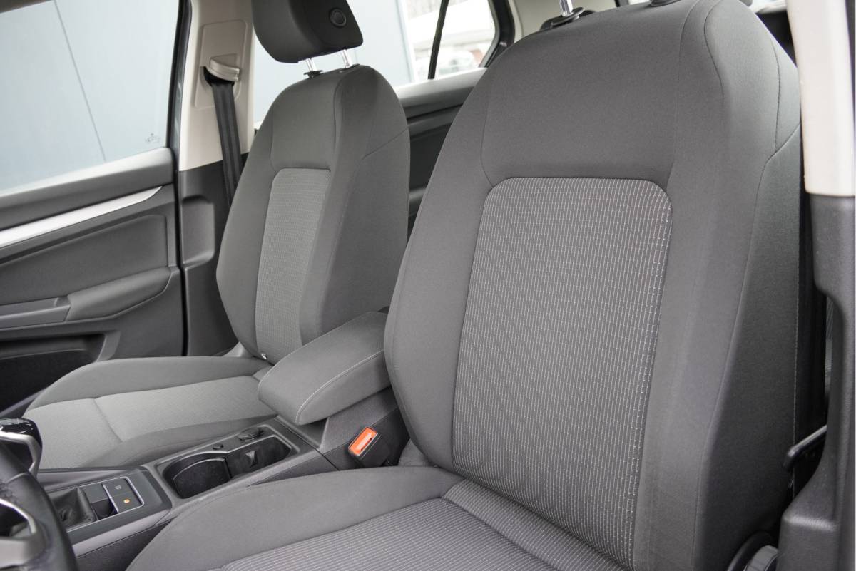 Volkswagen Golf Volkswagen Golf 1.0 TSI 5drs Edition BJ2021 Lmv 17″ | Led V+A | Pdc | App-Connect | Virtual cockpit | Climate control | Getint glas