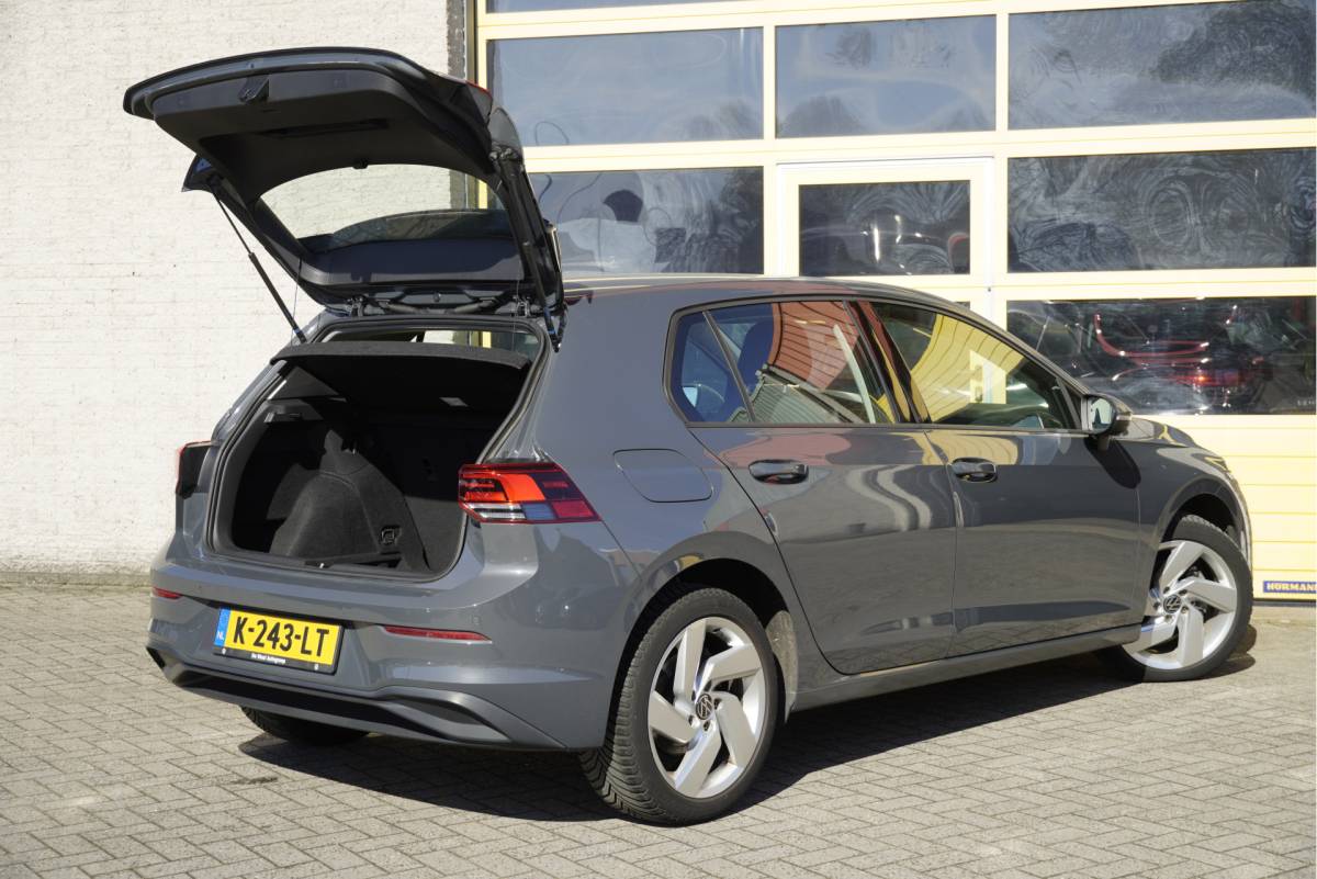 Volkswagen Golf Volkswagen Golf 1.0 TSI 5drs Edition BJ2021 Lmv 17″ | Led V+A | Pdc | App-Connect | Virtual cockpit | Climate control | Getint glas