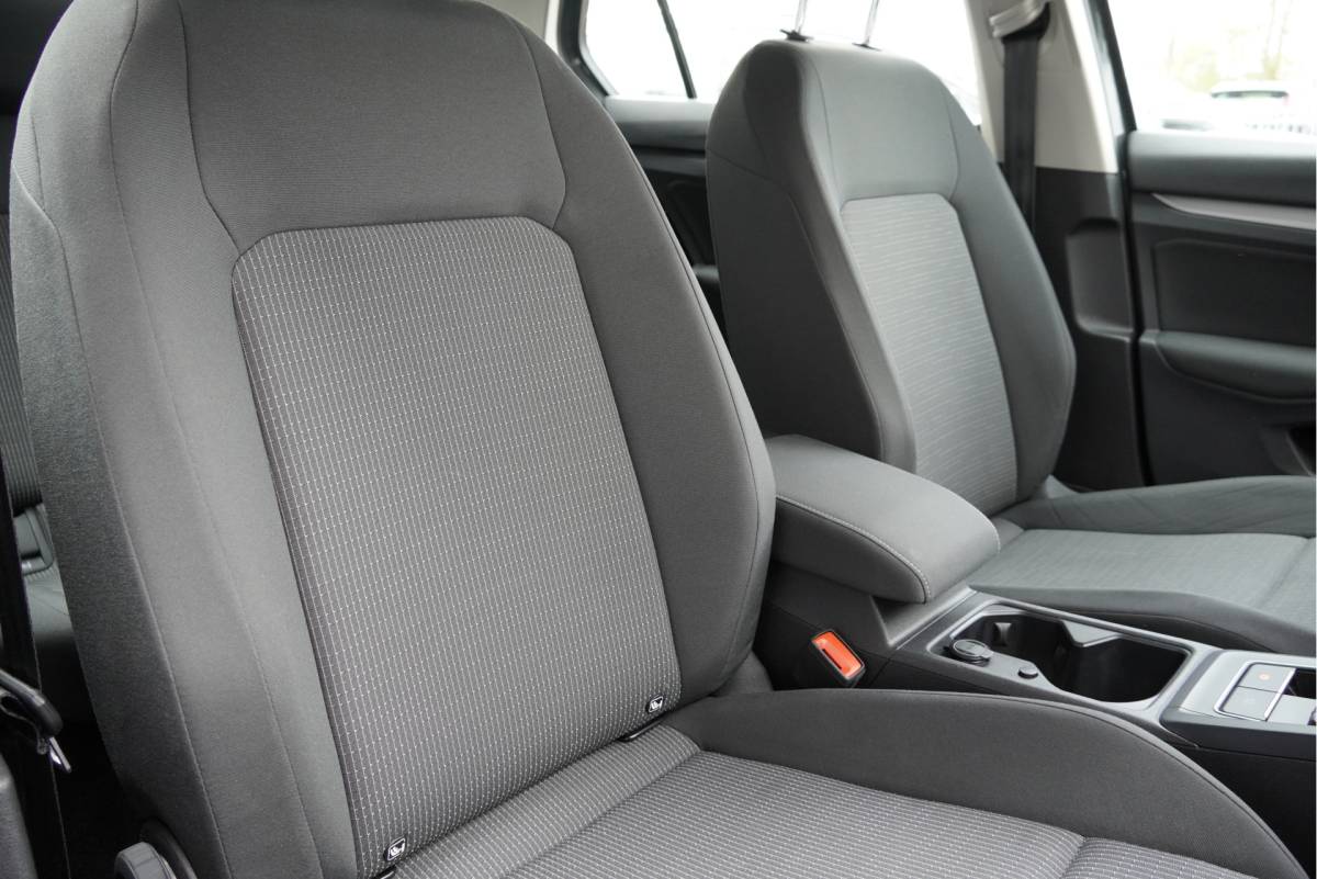 Volkswagen Golf Volkswagen Golf 1.0 TSI 5drs Edition BJ2021 Lmv 17″ | Led V+A | Pdc | App-Connect | Virtual cockpit | Climate control | Getint glas