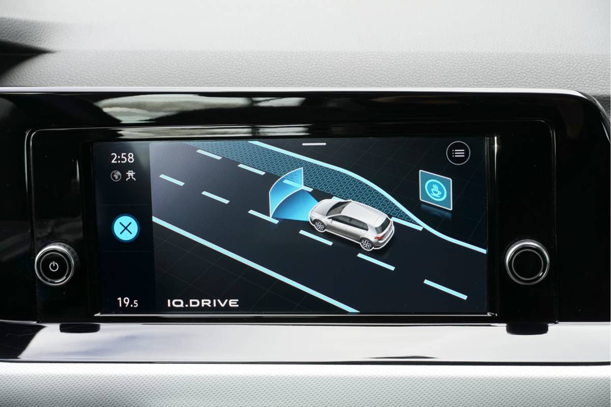 Volkswagen Golf Volkswagen Golf 1.0 TSI 5drs Edition BJ2021 Lmv 17″ | Led V+A | Pdc | App-Connect | Virtual cockpit | Climate control | Getint glas