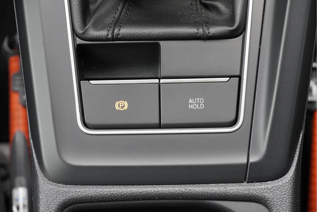 Volkswagen Golf Volkswagen Golf 1.0 TSI 5drs Edition BJ2021 Lmv 17″ | Led V+A | Pdc | App-Connect | Virtual cockpit | Climate control | Getint glas