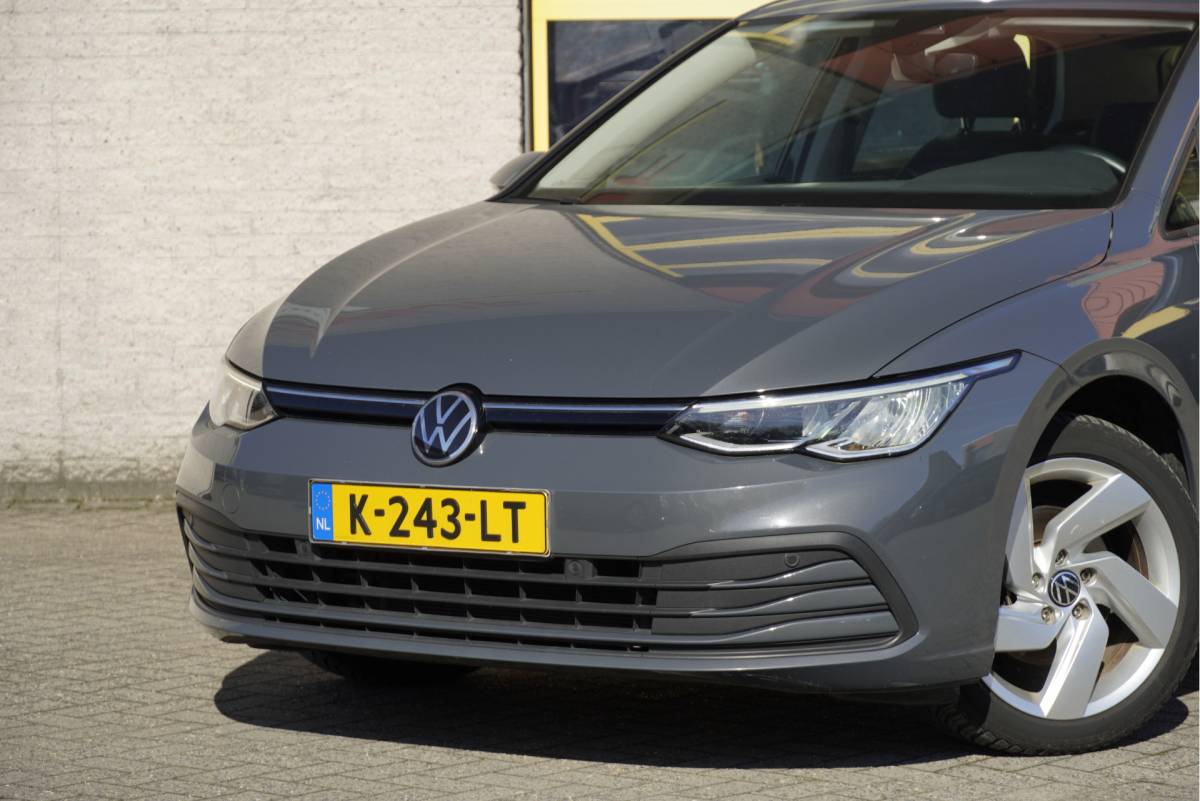 Volkswagen Golf Volkswagen Golf 1.0 TSI 5drs Edition BJ2021 Lmv 17″ | Led V+A | Pdc | App-Connect | Virtual cockpit | Climate control | Getint glas