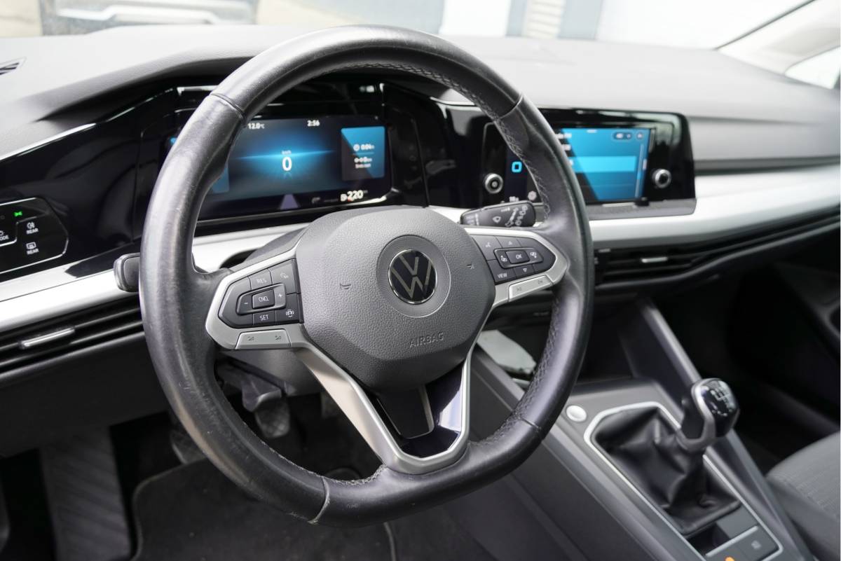 Volkswagen Golf Volkswagen Golf 1.0 TSI 5drs Edition BJ2021 Lmv 17″ | Led V+A | Pdc | App-Connect | Virtual cockpit | Climate control | Getint glas