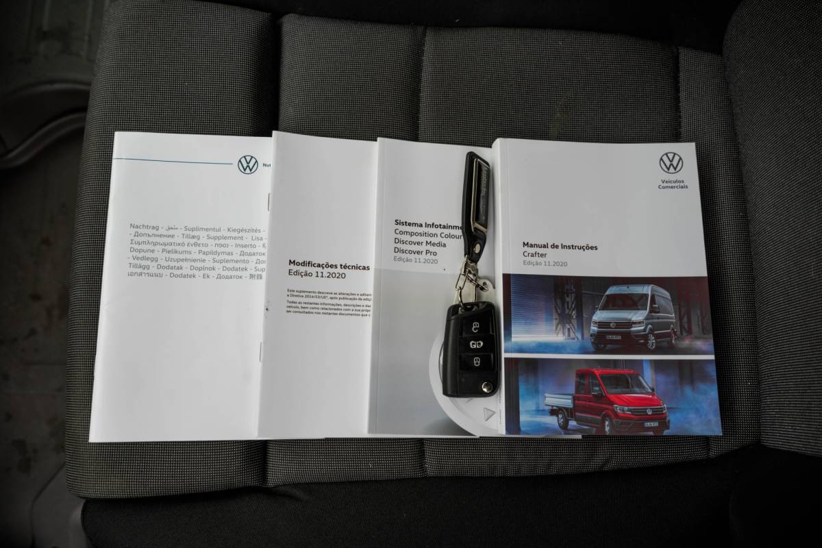 Volkswagen Crafter Volkswagen Crafter L3H3 | 140 PK | Automaat | Carplay | Camera | Adapt.Cruise | Trekhaak 3.0T