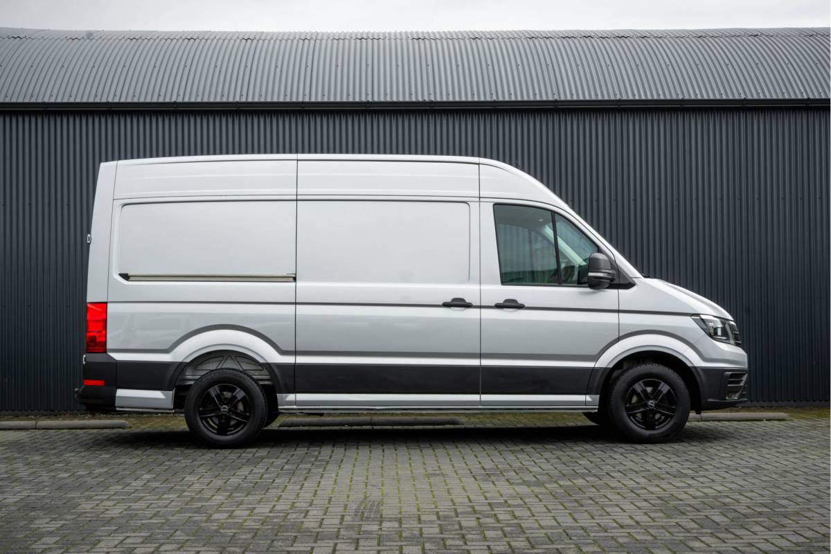 Volkswagen Crafter Volkswagen Crafter L3H3 | 140 PK | Automaat | Carplay | Camera | Adapt.Cruise | Trekhaak 3.0T