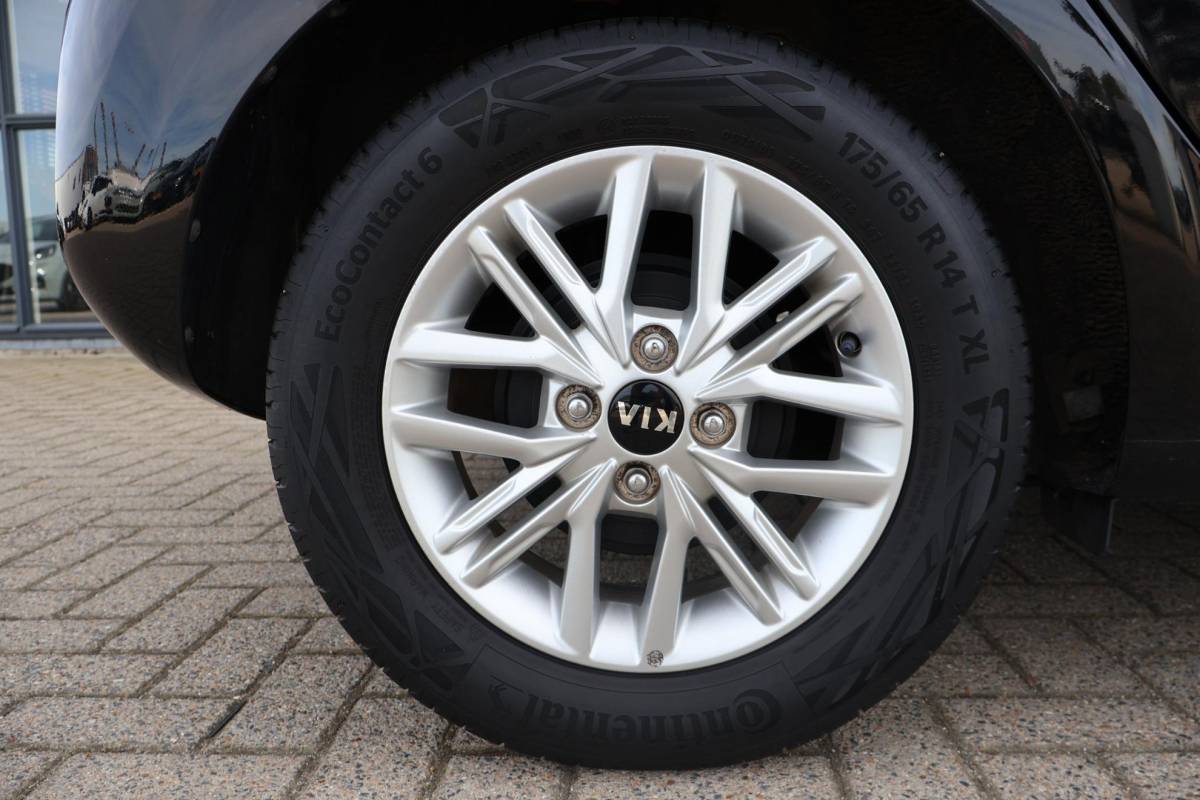 Kia Picanto Kia Picanto 1.0 DPi DynamicLine 1e Eigenaar | Dealer Onderh | NAP | BTW | Camera | Carplay | MultiMedia | Cruise | DAB | Start/Stop | Hill-Hold