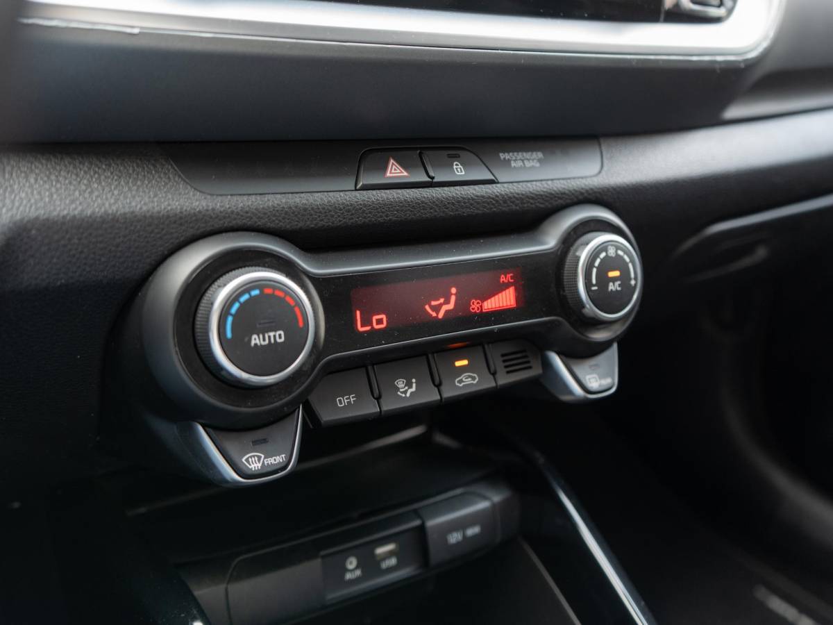 Kia Stonic Kia Stonic 1.0 T-GDi DynamicLinePlusLine | 120PK | Keyless | Navi | Clima | Cruise |