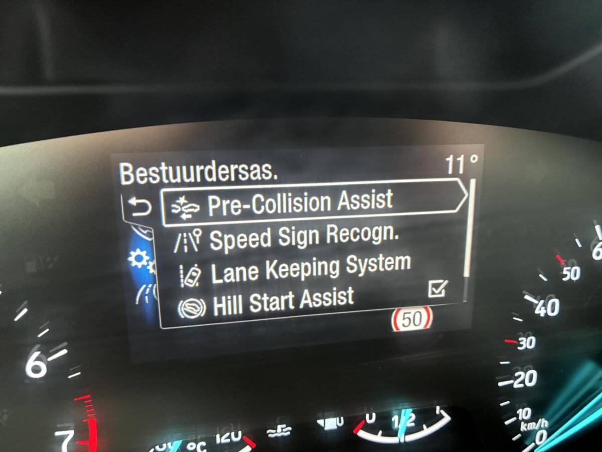 Ford Focus Ford Focus 1.0 125 PK EcoBoost ST Line Business | AIRCO | PDC | CAMERA | 124000 KM!!!