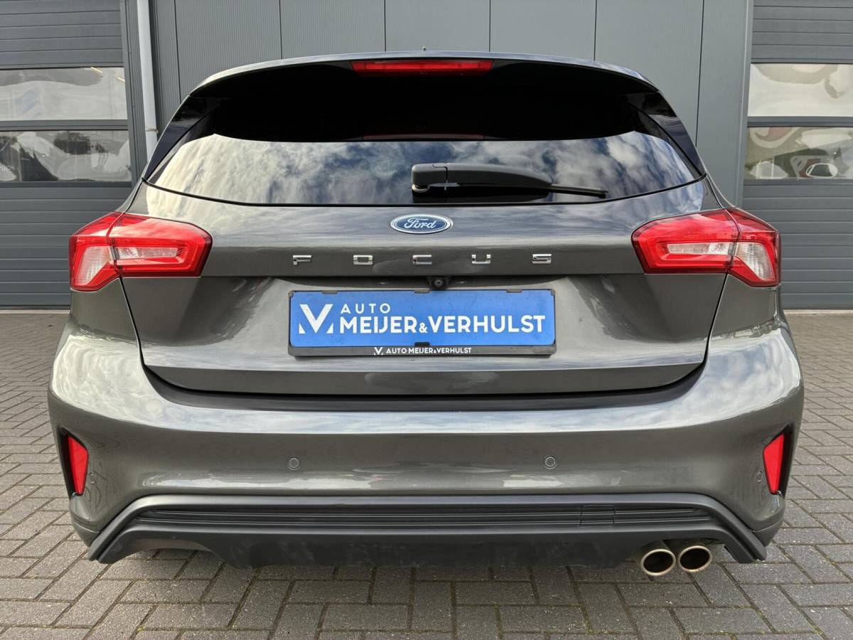 Ford Focus Ford Focus 1.0 125 PK EcoBoost ST Line Business | AIRCO | PDC | CAMERA | 124000 KM!!!