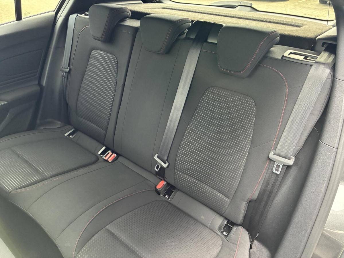 Ford Focus Ford Focus 1.0 125 PK EcoBoost ST Line Business | AIRCO | PDC | CAMERA | 124000 KM!!!