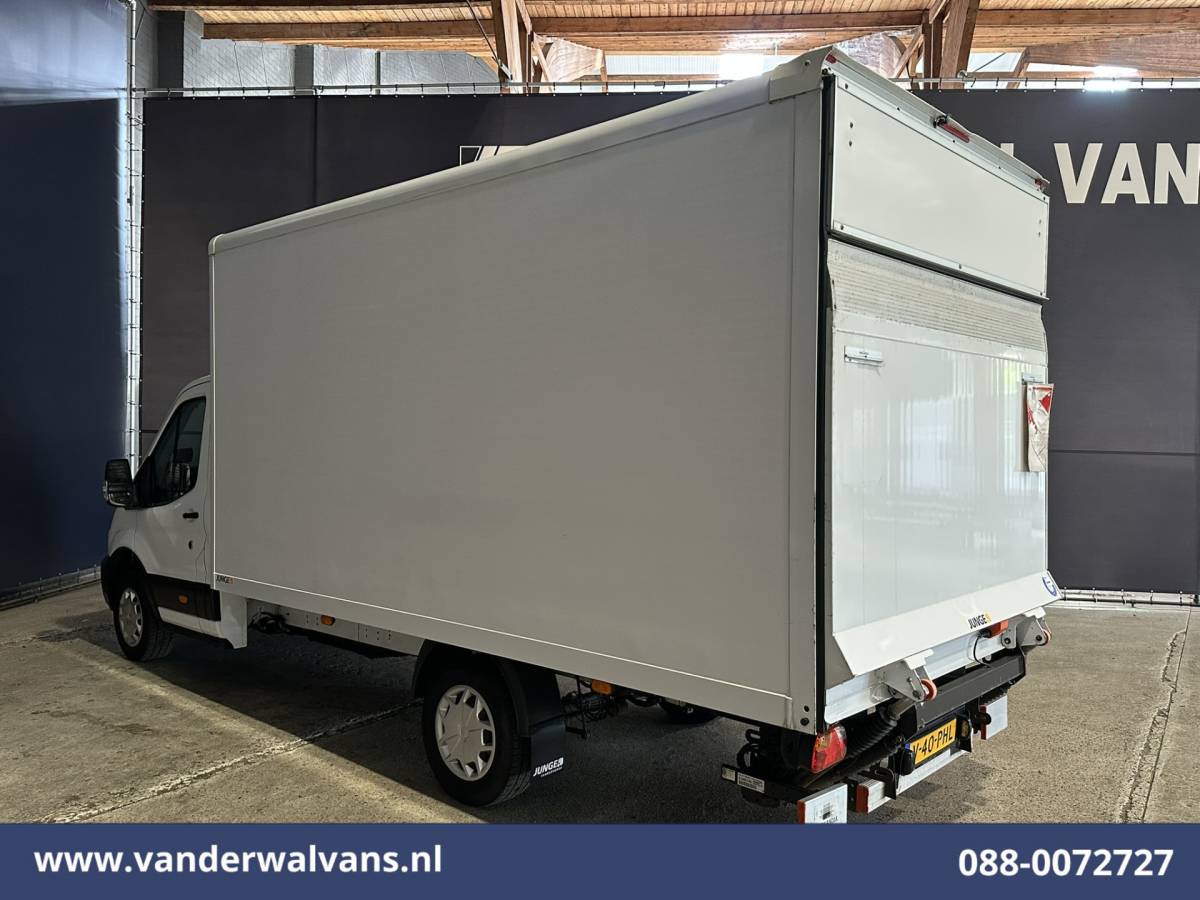 Ford Transit Ford Transit 2.0 TDCI 130pk Bakwagen L4.35m Laadklep Euro6 Airco | Camera | Cruisecontrol | Verwarmde voorruit Bijrijdersbank, 970kg laadvermogen