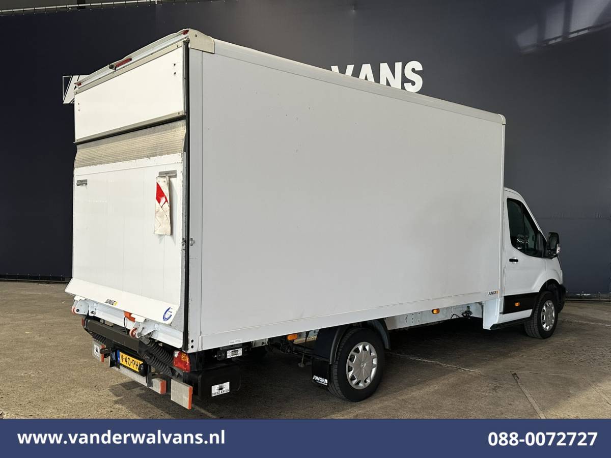 Ford Transit Ford Transit 2.0 TDCI 130pk Bakwagen L4.35m Laadklep Euro6 Airco | Camera | Cruisecontrol | Verwarmde voorruit Bijrijdersbank, 970kg laadvermogen
