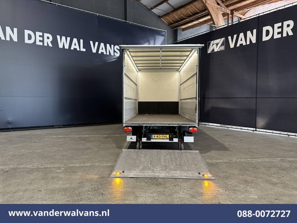 Ford Transit Ford Transit 2.0 TDCI 130pk Bakwagen L4.35m Laadklep Euro6 Airco | Camera | Cruisecontrol | Verwarmde voorruit Bijrijdersbank, 970kg laadvermogen