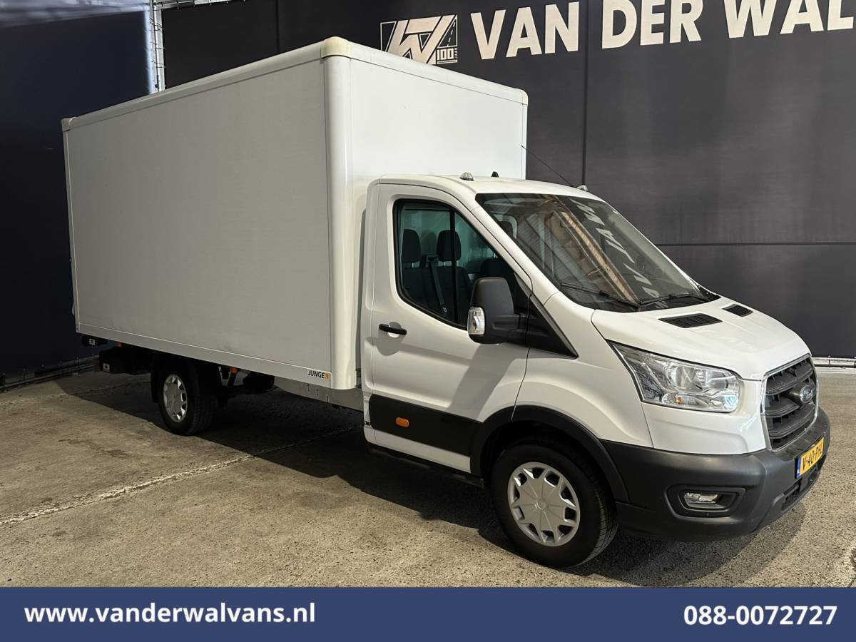 Ford Transit Ford Transit 2.0 TDCI 130pk Bakwagen L4.35m Laadklep Euro6 Airco | Camera | Cruisecontrol | Verwarmde voorruit Bijrijdersbank, 970kg laadvermogen