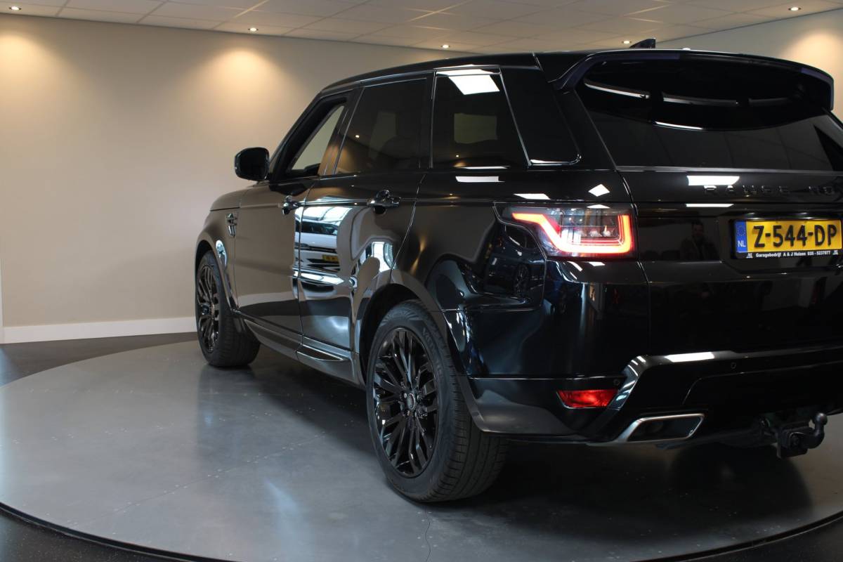 Land Rover Range Rover Sport Land Rover Range Rover Sport 2.0 P400e Dynamic *404PK!* Full-black|Carplay|Trekhaak|All-seasons