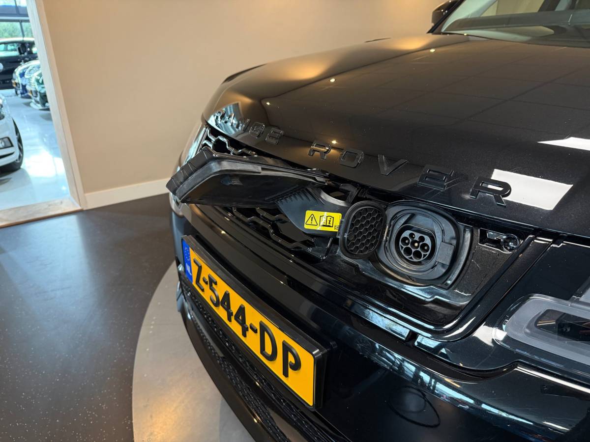 Land Rover Range Rover Sport Land Rover Range Rover Sport 2.0 P400e Dynamic *404PK!* Full-black|Carplay|Trekhaak|All-seasons