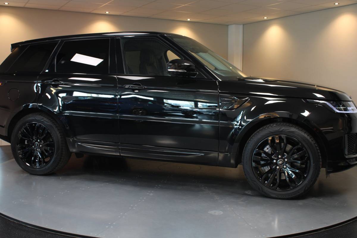 Land Rover Range Rover Sport Land Rover Range Rover Sport 2.0 P400e Dynamic *404PK!* Full-black|Carplay|Trekhaak|All-seasons