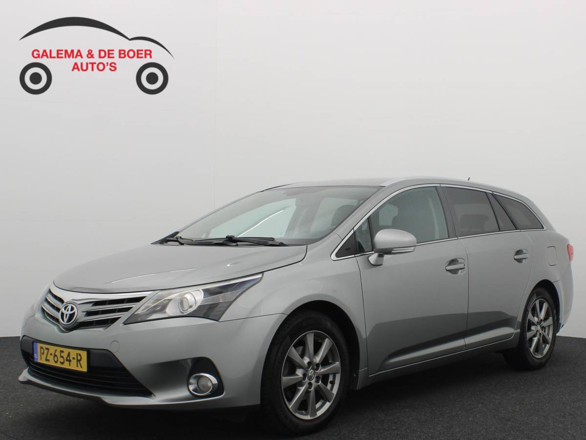 Toyota Avensis Toyota Avensis Wagon 2.0 D-4D Dynamic Business TREKHAAK / CAMERA / NAVI / CLIMA / BLUETOOTH / CRUISE