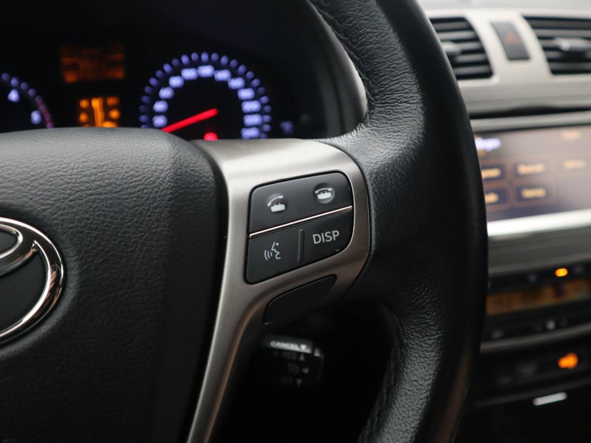 Toyota Avensis Toyota Avensis Wagon 2.0 D-4D Dynamic Business TREKHAAK / CAMERA / NAVI / CLIMA / BLUETOOTH / CRUISE