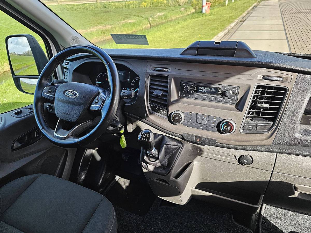 Ford Transit FORD TRANSIT 2.0 l2h2 euro6 trekhaak!