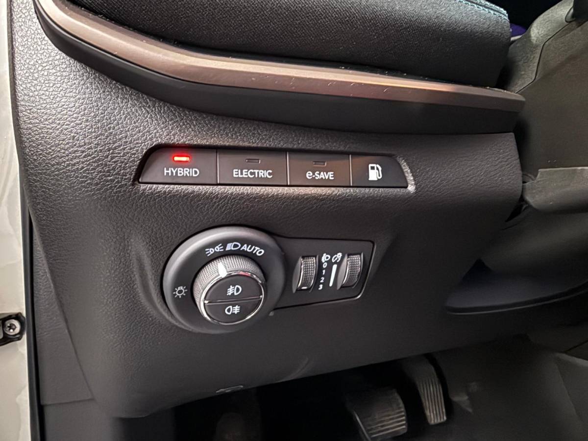 Jeep Compass Jeep Compass 4xe 240 PHEV Upland Automaat, Stoel/Stuur Verwarming, Camera