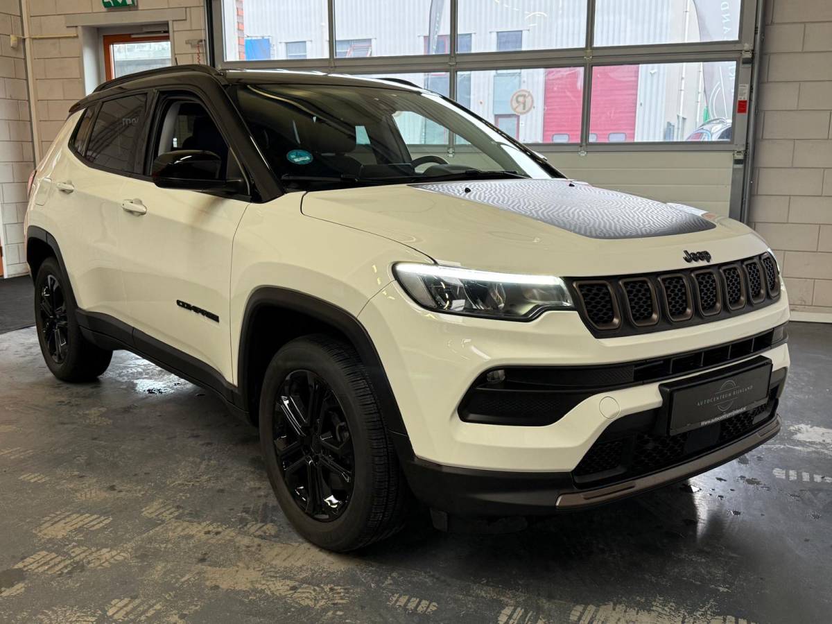 Jeep Compass Jeep Compass 4xe 240 PHEV Upland Automaat, Stoel/Stuur Verwarming, Camera
