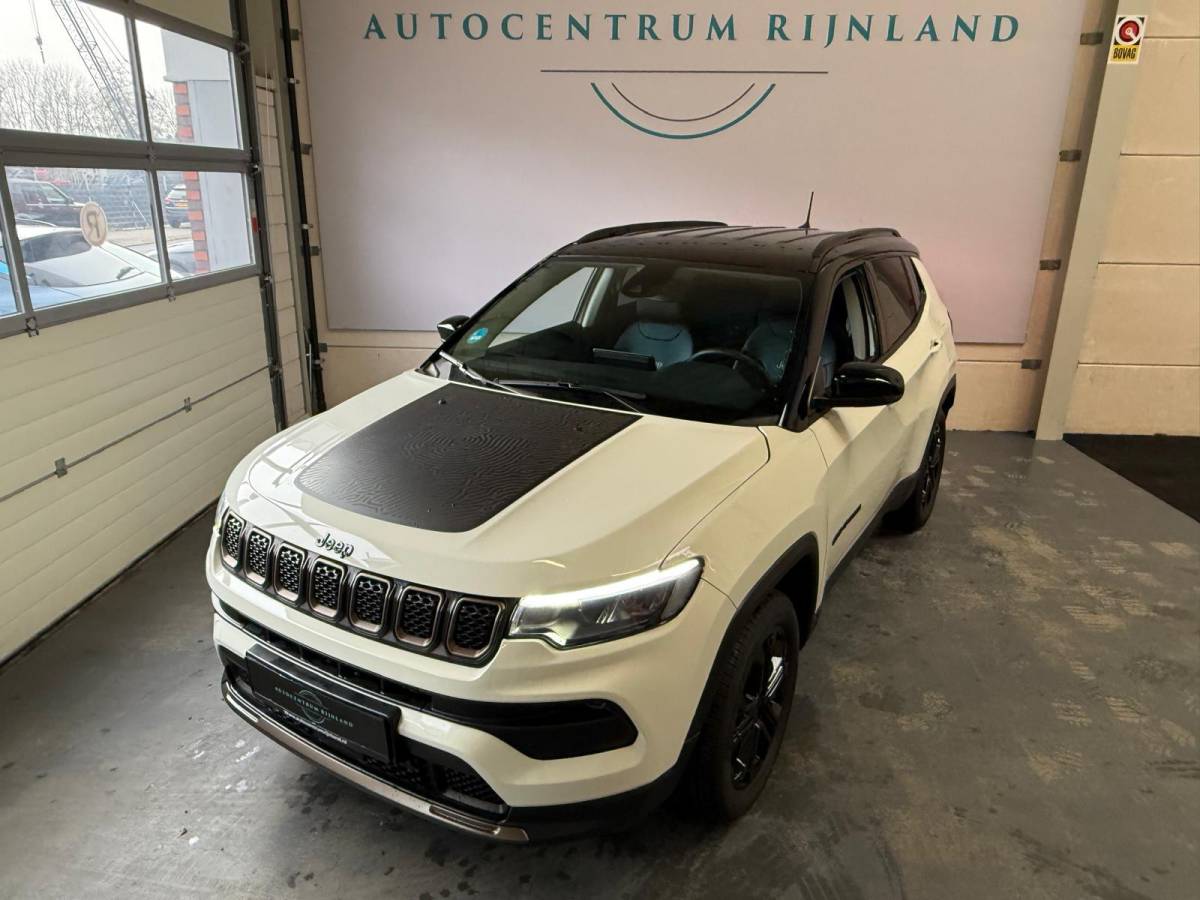 Jeep Compass Jeep Compass 4xe 240 PHEV Upland Automaat, Stoel/Stuur Verwarming, Camera