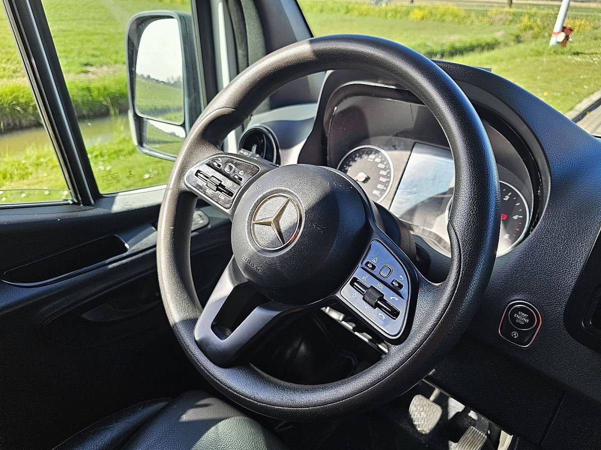 Mercedes-Benz Sprinter MERCEDES-BENZ SPRINTER 214 l1h1 mbux airco eur6