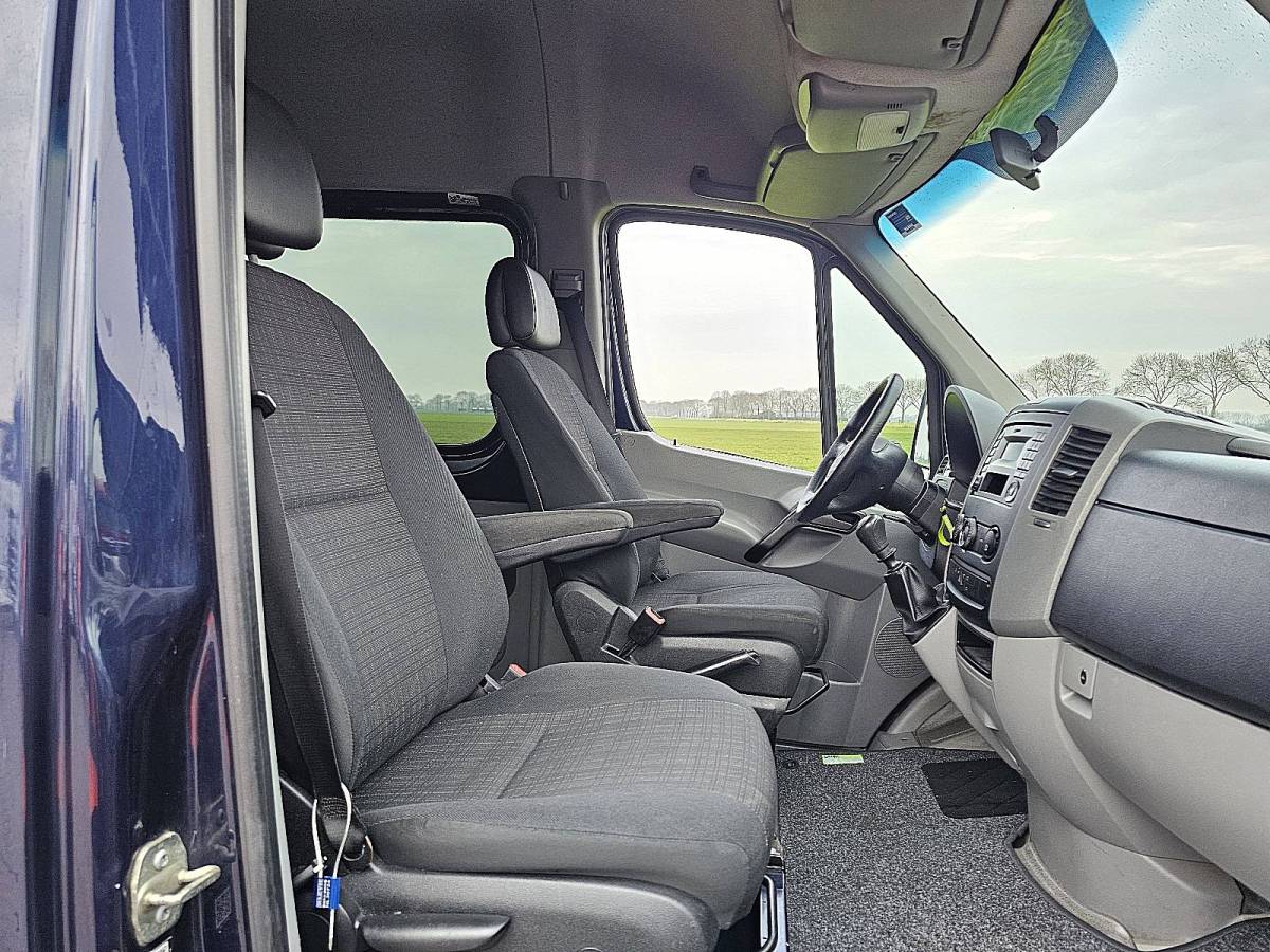 Mercedes-Benz Sprinter MERCEDES-BENZ SPRINTER 213 ac 9-pers euro6