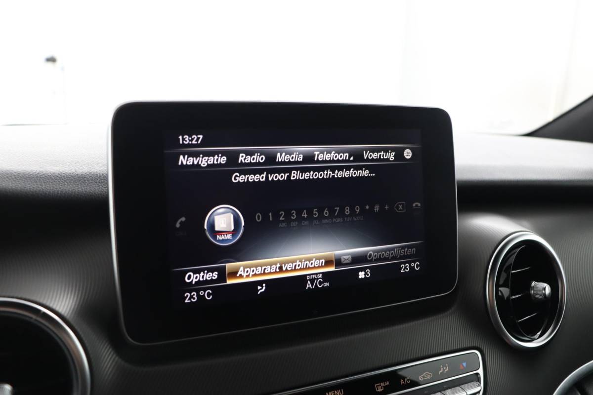 Mercedes-Benz V-Klasse Mercedes-Benz V-klasse 250d Lang DC Avantgarde | NAP | Rolstoelbus | 5+1 zitplaatsen | Luxe | Leder | ACC | 360° camera | Elekt. schuifdeuren | Burmester