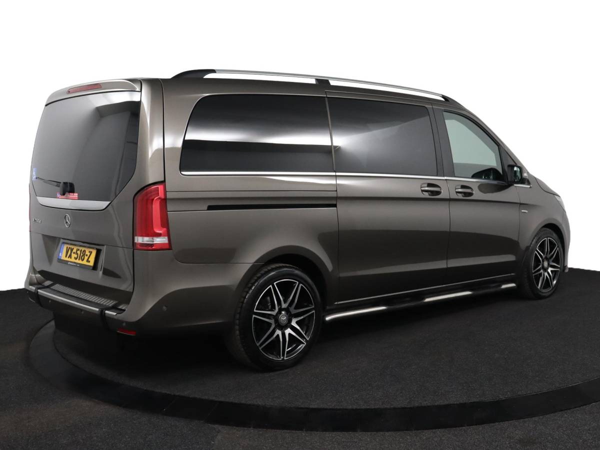 Mercedes-Benz V-Klasse Mercedes-Benz V-klasse 250d Lang DC Avantgarde | NAP | Rolstoelbus | 5+1 zitplaatsen | Luxe | Leder | ACC | 360° camera | Elekt. schuifdeuren | Burmester