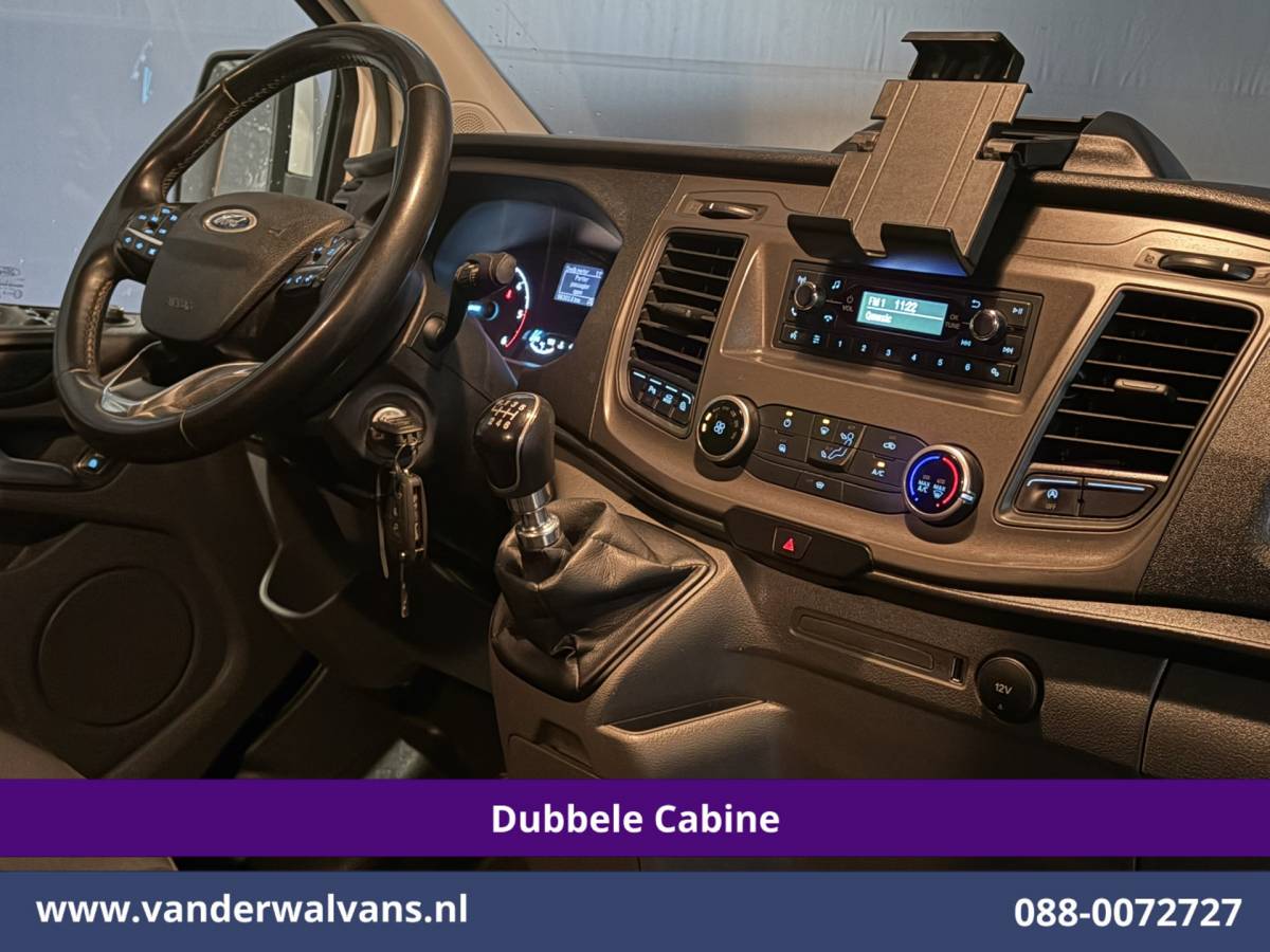 Ford Transit Custom Ford Transit Custom 2.0 TDCI 130pk L2H1 Dubbele Cabine Euro6 Airco | 6-Zits | LED | Cruisecontrol | Trekhaak Parkeersensoren, Verwarmde voorruit