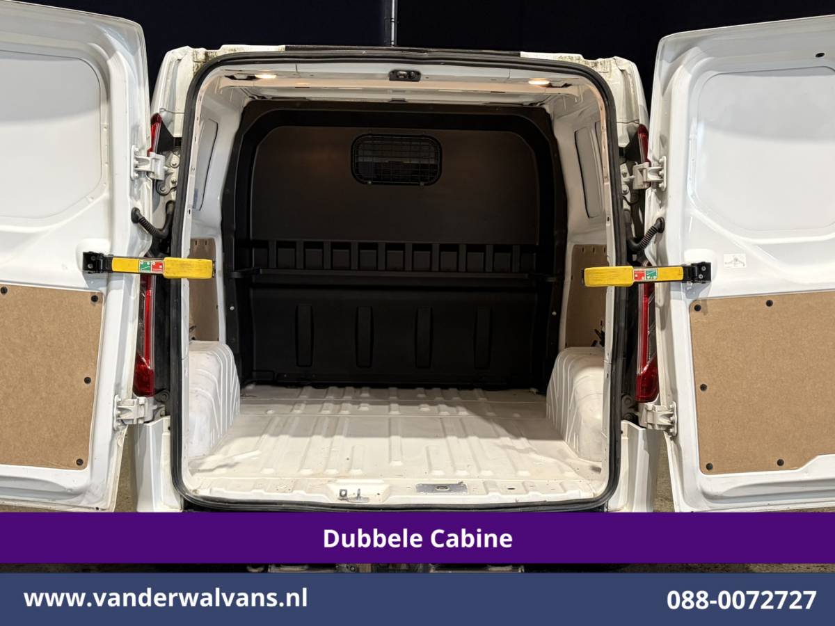 Ford Transit Custom Ford Transit Custom 2.0 TDCI 130pk L2H1 Dubbele Cabine Euro6 Airco | 6-Zits | LED | Cruisecontrol | Trekhaak Parkeersensoren, Verwarmde voorruit