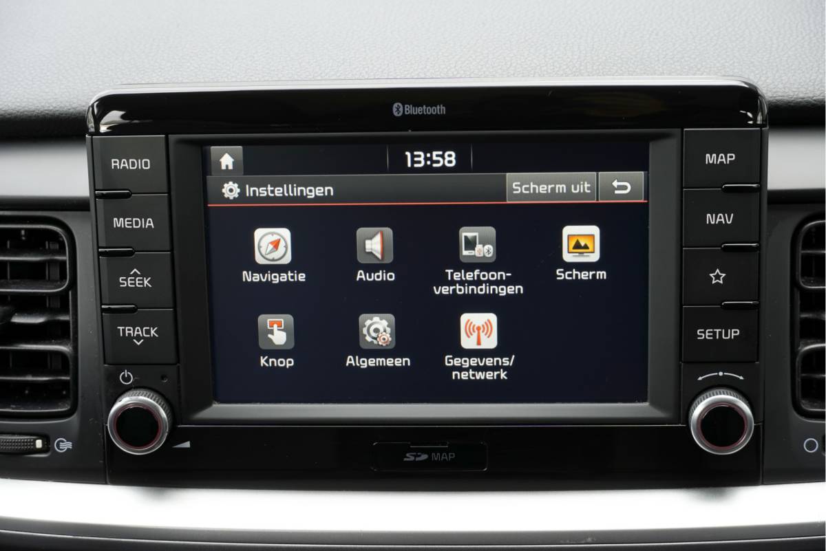 Kia Stonic Kia Stonic 1.0 T-GDi DynamicLine BJ2019 Lmv 17″ | Led | Pdc | Achteruitrijcamera | Apple carplay | Navi | Airco | Cruise control | Getint glas | Zwart dak
