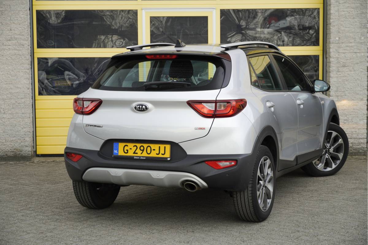 Kia Stonic Kia Stonic 1.0 T-GDi DynamicLine BJ2019 Lmv 17″ | Led | Pdc | Achteruitrijcamera | Apple carplay | Navi | Airco | Cruise control | Getint glas | Zwart dak