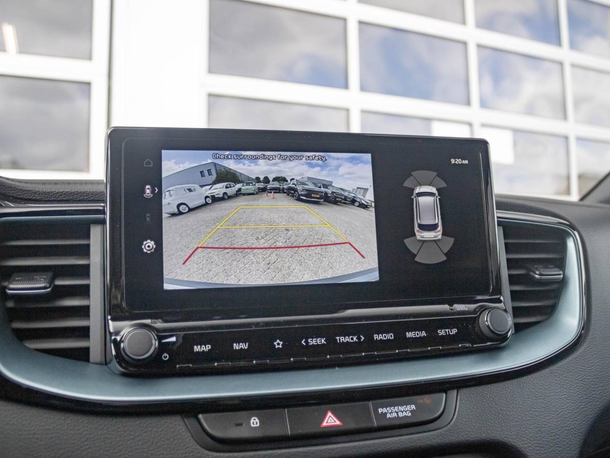 Kia Ceed Sportswagon Kia Ceed Sportswagon 1.0 T-GDi Design Edition l Uit voorraad leverbaar |  Camera | Apple Carplay | Adapt. Cruise | Stoel&Stuur Verwarming | Navi | Keyless