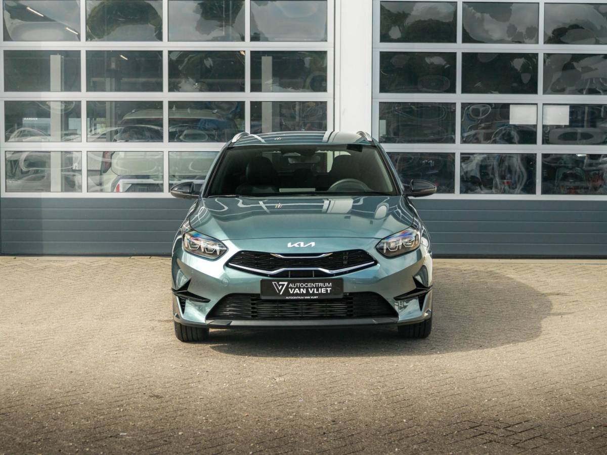 Kia Ceed Sportswagon Kia Ceed Sportswagon 1.0 T-GDi Design Edition l Uit voorraad leverbaar |  Camera | Apple Carplay | Adapt. Cruise | Stoel&Stuur Verwarming | Navi | Keyless