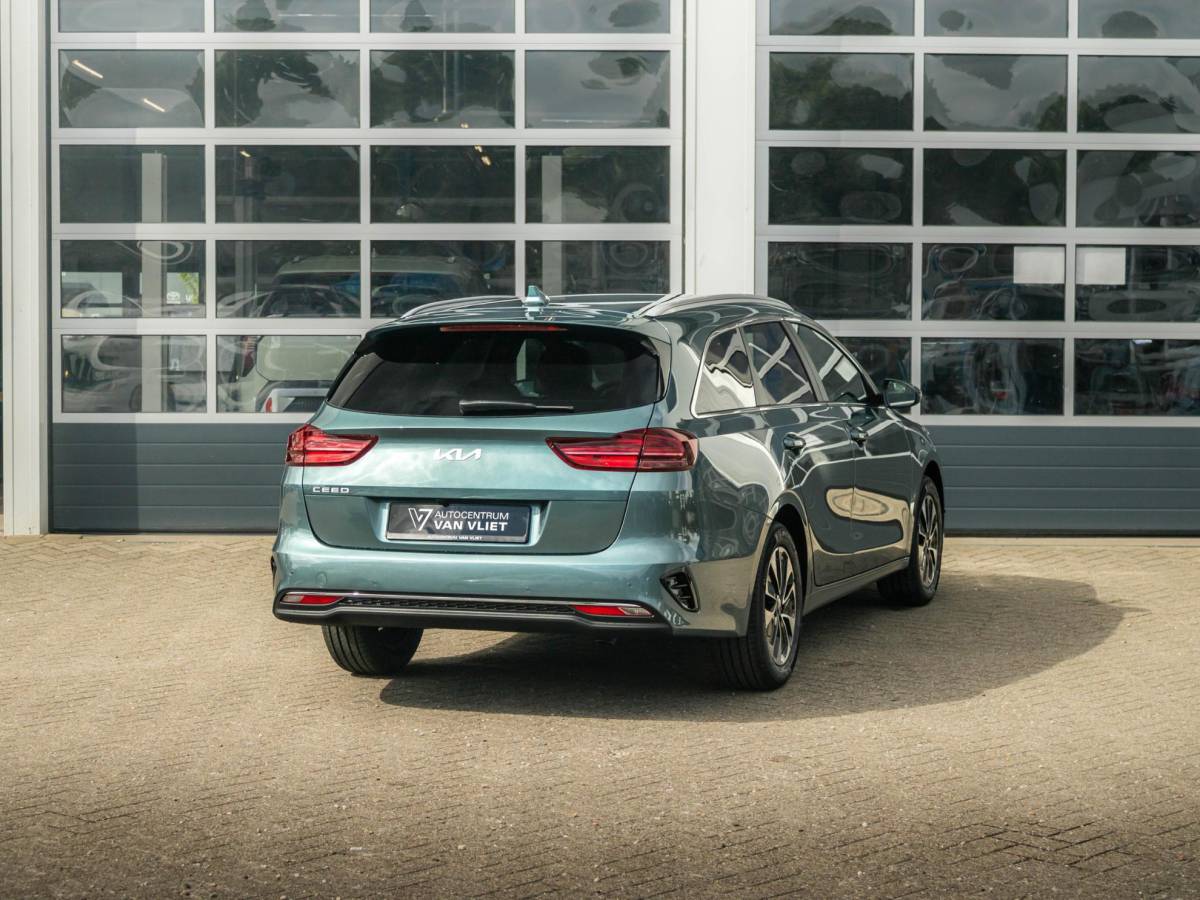 Kia Ceed Sportswagon Kia Ceed Sportswagon 1.0 T-GDi Design Edition l Uit voorraad leverbaar |  Camera | Apple Carplay | Adapt. Cruise | Stoel&Stuur Verwarming | Navi | Keyless