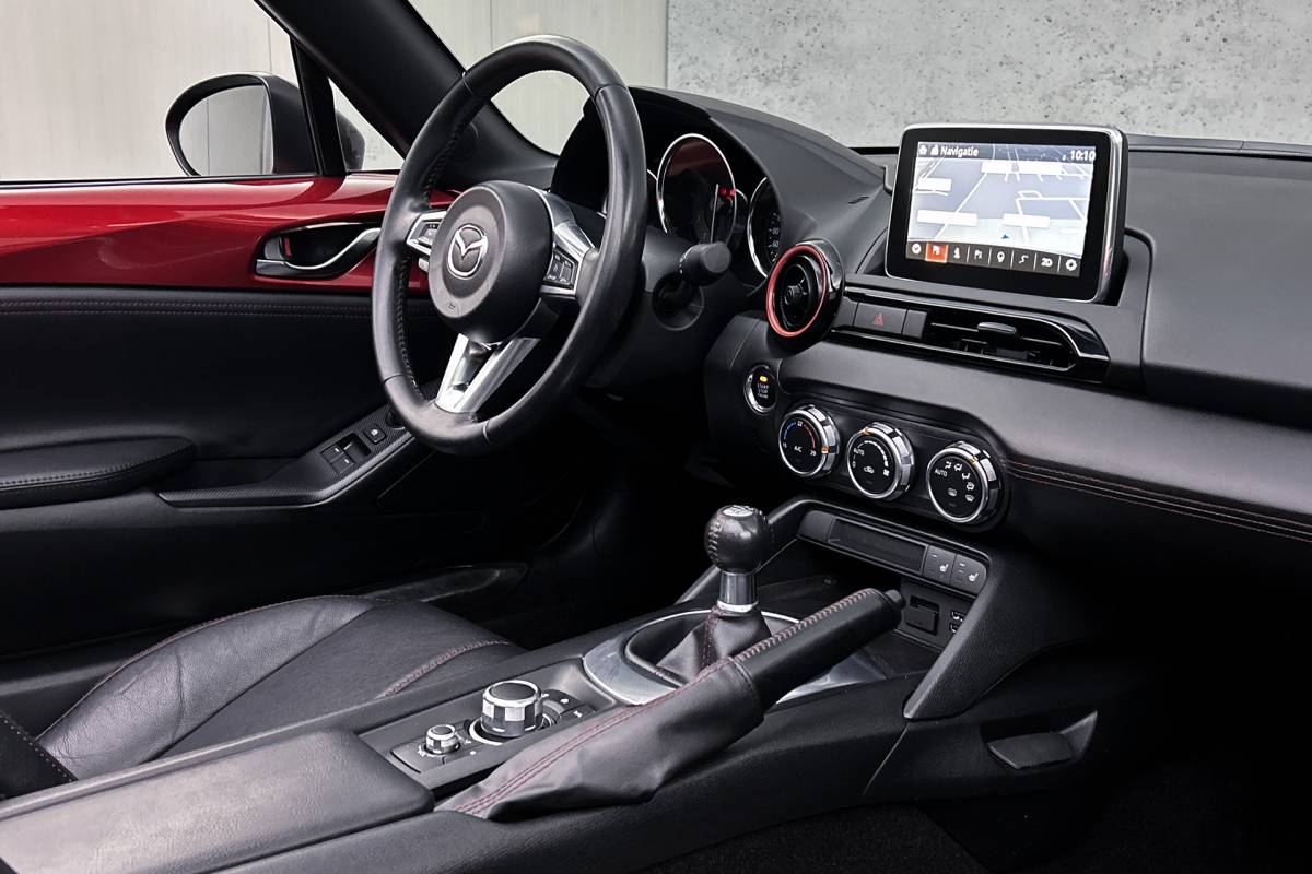 Mazda MX-5 Mazda MX-5 2.0 SkyActiv-G 160 GT-M | Stoelverwarming | Apple Carplay | LED koplampen