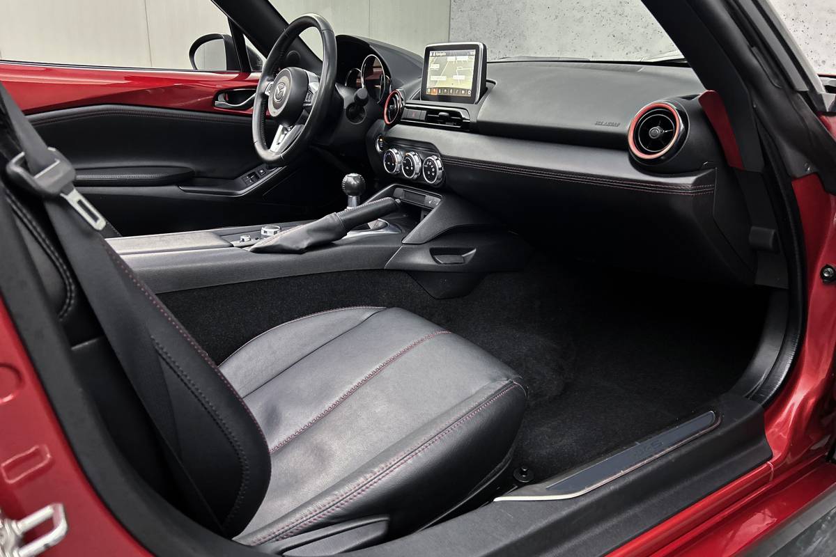 Mazda MX-5 Mazda MX-5 2.0 SkyActiv-G 160 GT-M | Stoelverwarming | Apple Carplay | LED koplampen