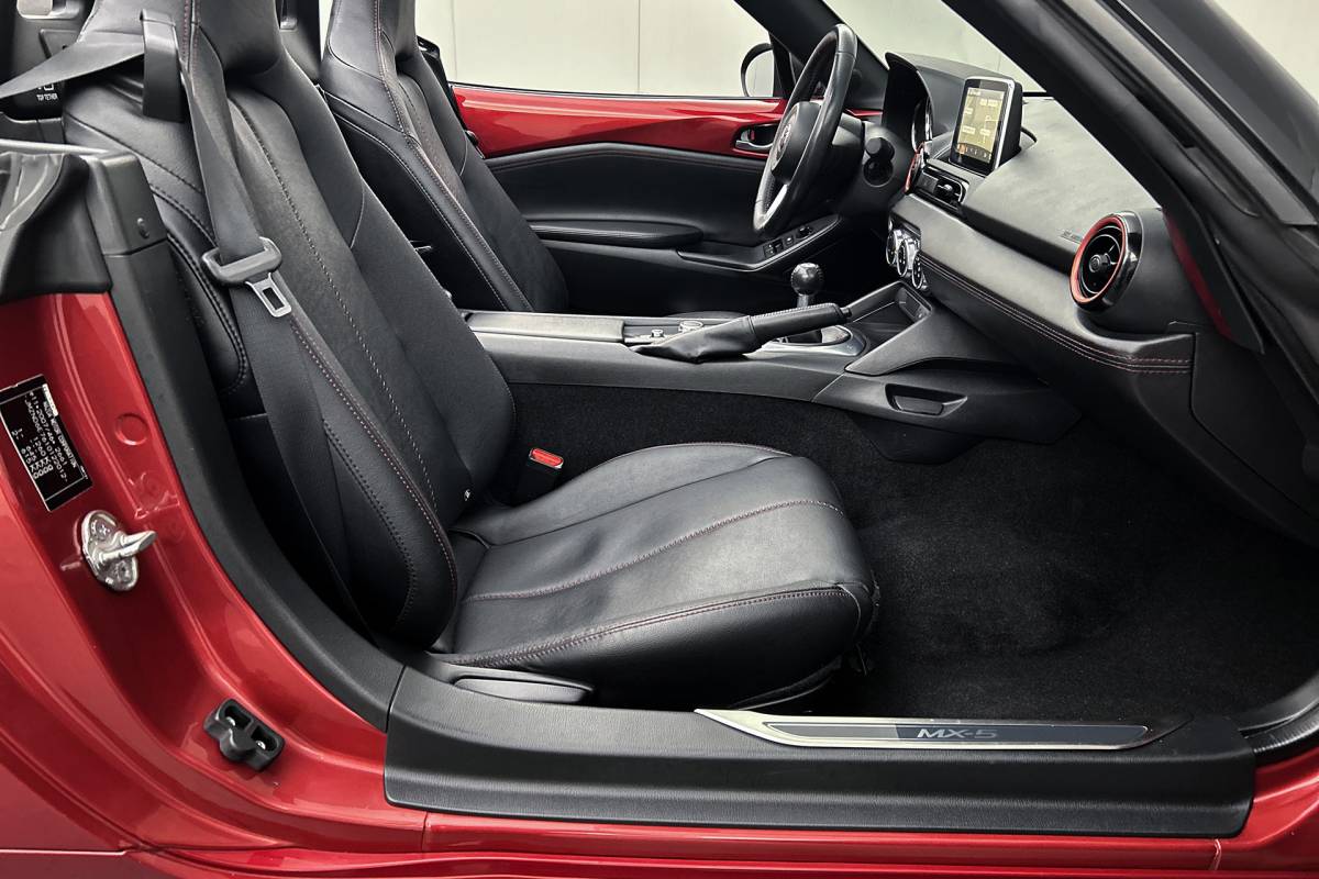 Mazda MX-5 Mazda MX-5 2.0 SkyActiv-G 160 GT-M | Stoelverwarming | Apple Carplay | LED koplampen