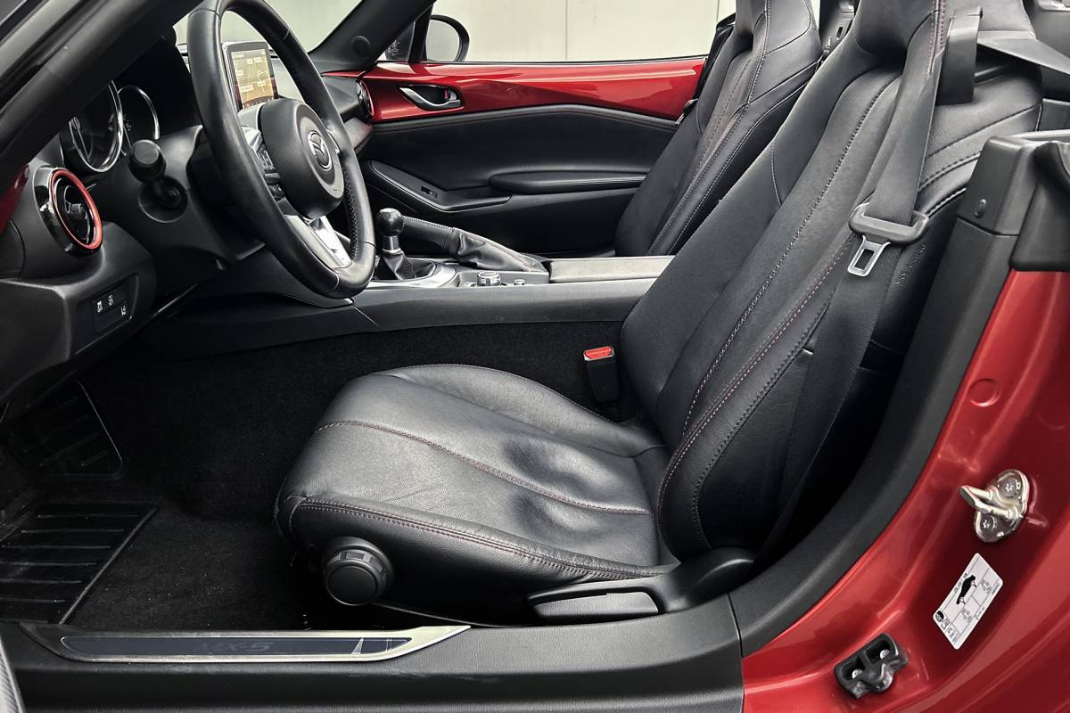 Mazda MX-5 Mazda MX-5 2.0 SkyActiv-G 160 GT-M | Stoelverwarming | Apple Carplay | LED koplampen