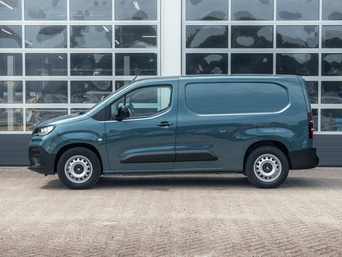 Fiat E-Doblò Fiat E-Doblò 136 L2 50 kWh | Navi | Stoelverwarming | Laadruimte Pack | Apple Carplay | Camera | BSM | PDC V&A | LED